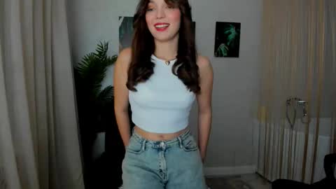 Hannah online show from 11/30/25, 03:54