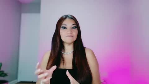 DivineLynn online show from 11/06/25, 03:57