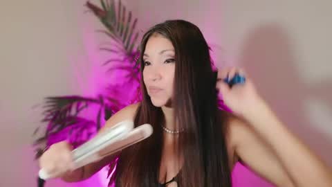DivineLynn online show from 05/24/26, 03:17