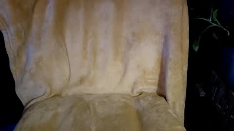 Snapshot of divinemindsalign chatting on 10/12/25, 11:20 divinemindsalign online show from 10/12/25, 11:20