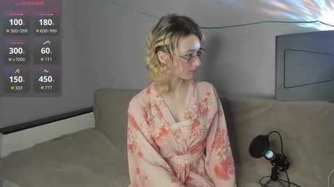 Silvia online show from 01/16/26, 03:16