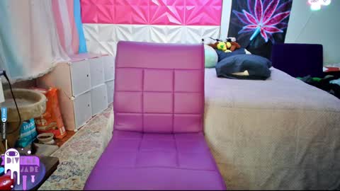 Jade Divyne online show from 12/04/24, 11:13