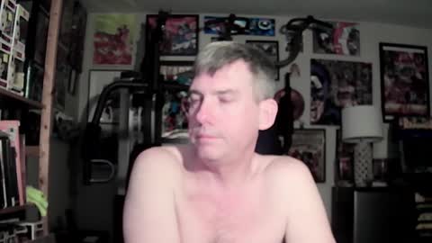 dix_handley_50 online show from 01/11/25, 04:16