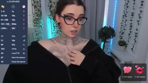 Snapshot of dixipixi_ chatting on 03/13/26, 05:47 dixipixi_ online show from 03/13/26, 05:47