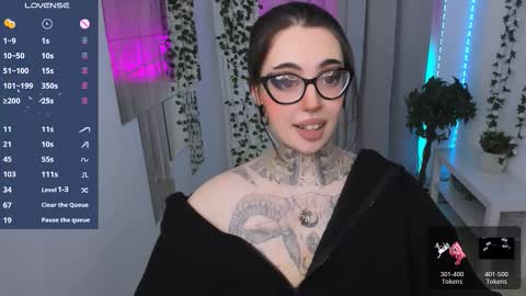 Snapshot of dixipixi_ chatting on 03/28/26, 05:51 dixipixi_ online show from 03/28/26, 05:51