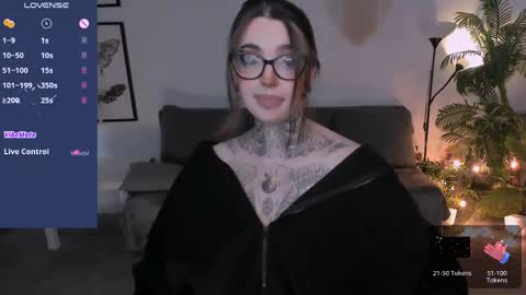 Snapshot of dixipixi_ chatting on 04/16/26, 06:03 dixipixi_ online show from 04/16/26, 06:03