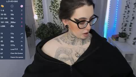 Snapshot of dixipixi_ chatting on 05/03/26, 05:35 dixipixi_ online show from 05/03/26, 05:35