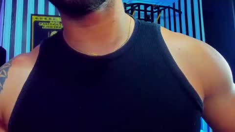 Snapshot of dixon_ray_ chatting on 12/27/24, 01:43 Dixon online show from 12/27/24, 01:43