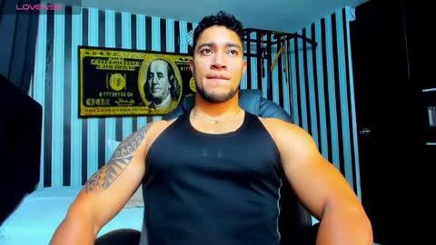 Snapshot of dixon_ray_ chatting on 02/17/25, 12:43 Dixon online show from 02/17/25, 12:43