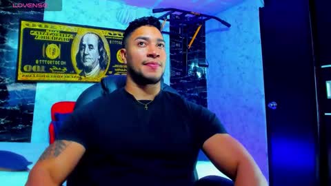 Snapshot of dixon_ray_ chatting on 09/23/25, 12:24 Dixon online show from 09/23/25, 12:24