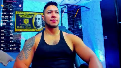 Snapshot of dixon_ray_ chatting on 10/04/25, 02:42 Dixon online show from 10/04/25, 02:42