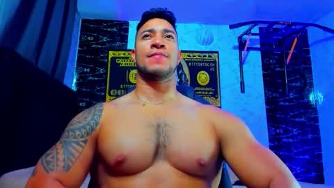 Snapshot of dixon_ray_ chatting on 11/04/25, 03:27 Dixon online show from 11/04/25, 03:27