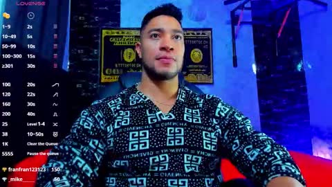 Snapshot of dixon_ray_ chatting on 01/13/26, 01:11 Dixon online show from 01/13/26, 01:11