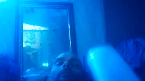 dixonbird41 online show from 12/21/25, 09:27