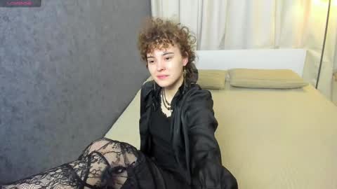 Snapshot of dizer_clop chatting on 02/24/25, 03:42 Dizer online show from 02/24/25, 03:42