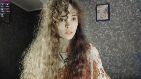 Snapshot of dizer_clop chatting on 10/31/25, 03:24 Dizer online show from 10/31/25, 03:24