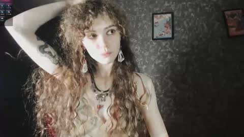 Snapshot of dizer_clop chatting on 11/08/25, 03:23 Dizer online show from 11/08/25, 03:23