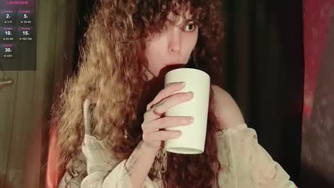 Snapshot of dizer_clop chatting on 11/28/25, 08:55 Dizer online show from 11/28/25, 08:55