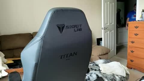 Snapshot of dizzyash chatting on 03/14/26, 02:44 Hansel and Gretle online show from 03/14/26, 02:44