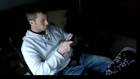 Snapshot of dizzyash chatting on 03/23/26, 10:25 Hansel and Gretle online show from 03/23/26, 10:25