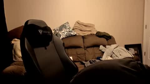 Snapshot of dizzyash chatting on 04/21/26, 09:26 Hansel and Gretle online show from 04/21/26, 09:26