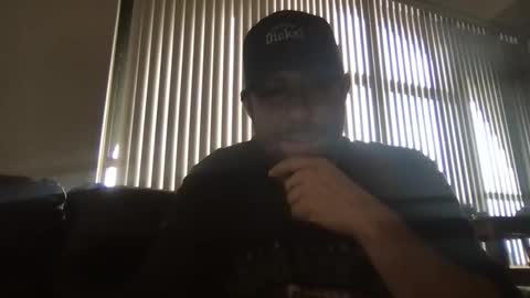 Snapshot of dj_chaterbate chatting on 11/11/25, 04:29 DJ Chaterbate online show from 11/11/25, 04:29