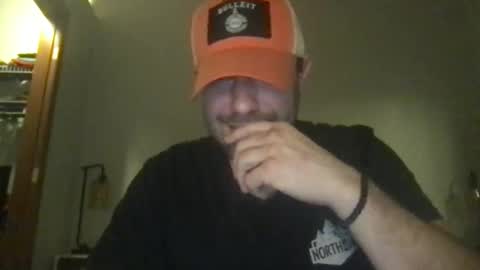 Snapshot of dj_chaterbate chatting on 11/19/25, 12:27 DJ Chaterbate online show from 11/19/25, 12:27