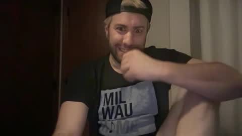 Snapshot of dj_chaterbate chatting on 02/26/26, 06:23 DJ Chaterbate online show from 02/26/26, 06:23