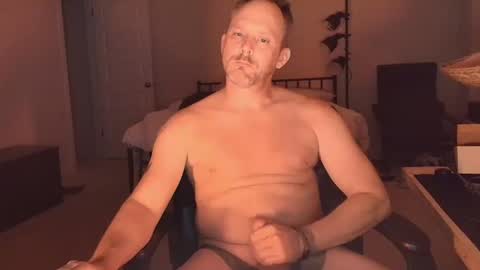 Snapshot of dj_diesel_rat chatting on 10/17/25, 02:37 dj_diesel_rat online show from 10/17/25, 02:37