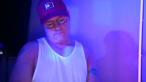 Snapshot of dj_hotman chatting on 06/27/26, 03:00 dj_hotman online show from 06/27/26, 03:00