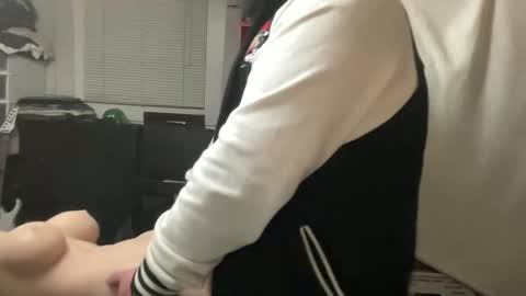 Snapshot of djfreeque chatting on 04/01/26, 04:57 djfreeque online show from 04/01/26, 04:57