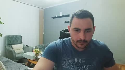 Snapshot of djmute chatting on 04/18/26, 05:39 STR8 BOYv online show from 04/18/26, 05:39