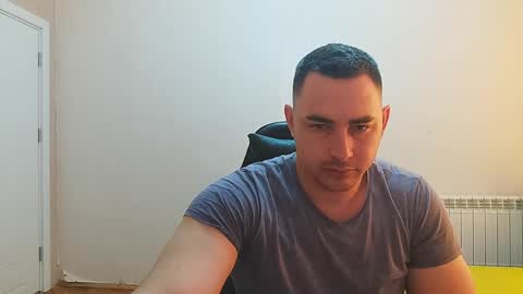 Snapshot of djmute chatting on 05/20/26, 05:35 STR8 BOYv online show from 05/20/26, 05:35