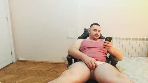 Snapshot of djmute chatting on 06/14/26, 04:58 STR8 BOYv online show from 06/14/26, 04:58