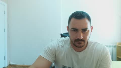 Snapshot of djmute chatting on 06/18/26, 08:14 STR8 BOYv online show from 06/18/26, 08:14