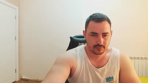 Snapshot of djmute chatting on 06/24/26, 05:28 STR8 BOYv online show from 06/24/26, 05:28