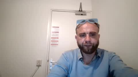 Snapshot of djschoor chatting on 10/20/25, 07:31 djschoor online show from 10/20/25, 07:31