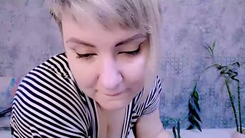 djullia online show from 11/29/25, 06:16