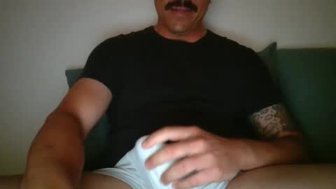 Snapshot of dk420mwa chatting on 11/16/25, 11:54 dk420mwa online show from 11/16/25, 11:54