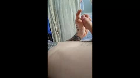 Snapshot of dkub0926 chatting on 12/18/25, 10:38 dkub0926 online show from 12/18/25, 10:38