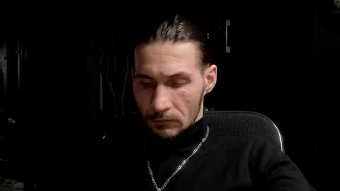 Snapshot of dl_raven chatting on 04/18/26, 07:58 Silverhand online show from 04/18/26, 07:58