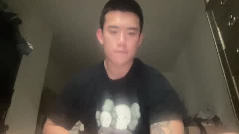 Snapshot of dlasian98 chatting on 02/14/25, 04:58 DL Asian Sissy online show from 02/14/25, 04:58