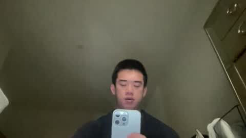 Snapshot of dlasian98 chatting on 10/21/25, 01:17 DL Asian Sissy online show from 10/21/25, 01:17