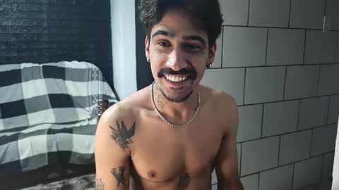 Snapshot of dmacedo96 chatting on 11/03/25, 01:51 AmigodotadoZL online show from 11/03/25, 01:51