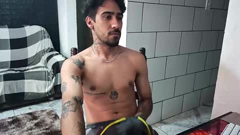 Snapshot of dmacedo96 chatting on 11/18/25, 06:01 AmigodotadoZL online show from 11/18/25, 06:01