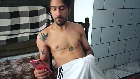 Snapshot of dmacedo96 chatting on 12/03/25, 04:05 AmigodotadoZL online show from 12/03/25, 04:05