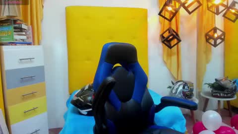 Snapshot of dmitrisanders1 chatting on 02/16/25, 03:38 Maybe in pvt online show from 02/16/25, 03:38