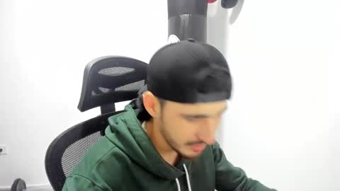 Snapshot of dmitrisanders1 chatting on 09/10/25, 10:10 Maybe in pvt online show from 09/10/25, 10:10