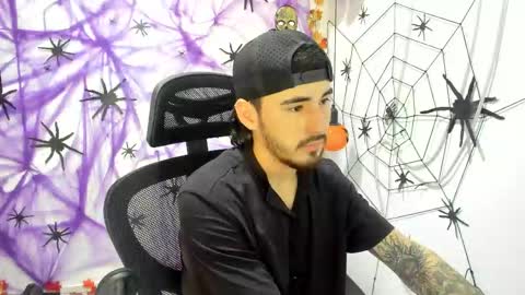 Snapshot of dmitrisanders1 chatting on 10/21/25, 04:41 Maybe in pvt online show from 10/21/25, 04:41