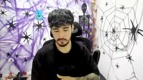 Snapshot of dmitrisanders1 chatting on 12/16/25, 01:21 Maybe in pvt online show from 12/16/25, 01:21